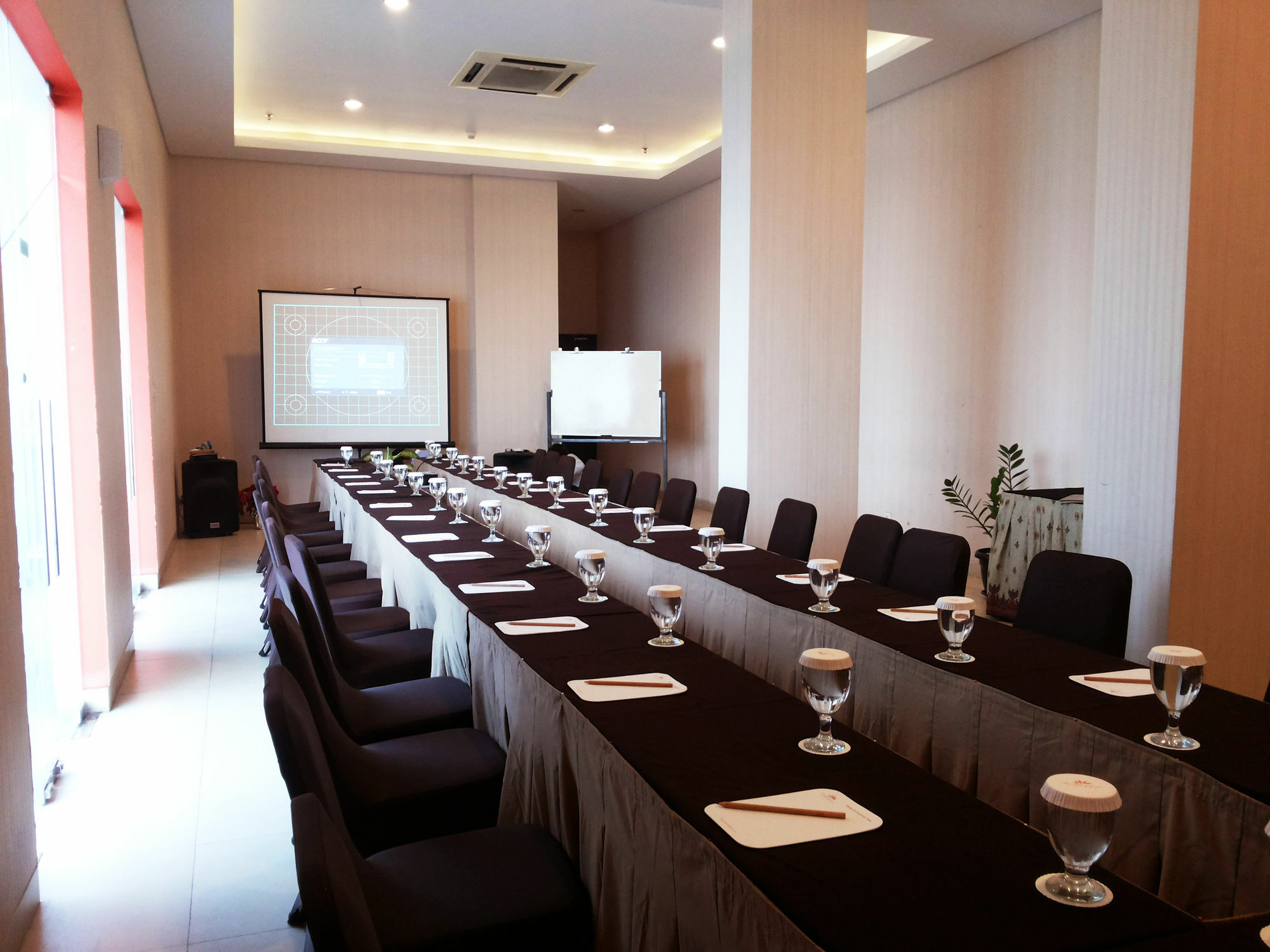 The Edelweiss Hotel Yogyakarta Exterior photo